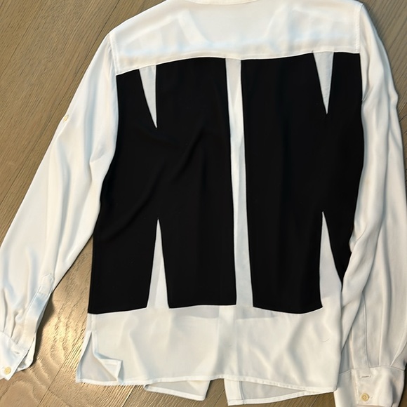 BCBG black and white blouse size L - Picture 5 of 5